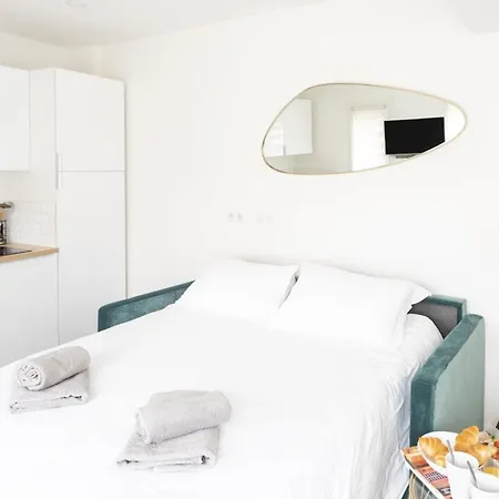 Modern And Renovated Next To The Croisette And Palais Des Festivals Apartment