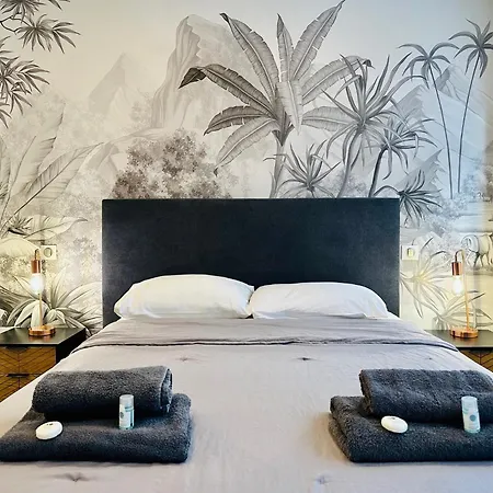 Modern And Renovated Next To The Croisette And Palais Des Festivals Apartment *